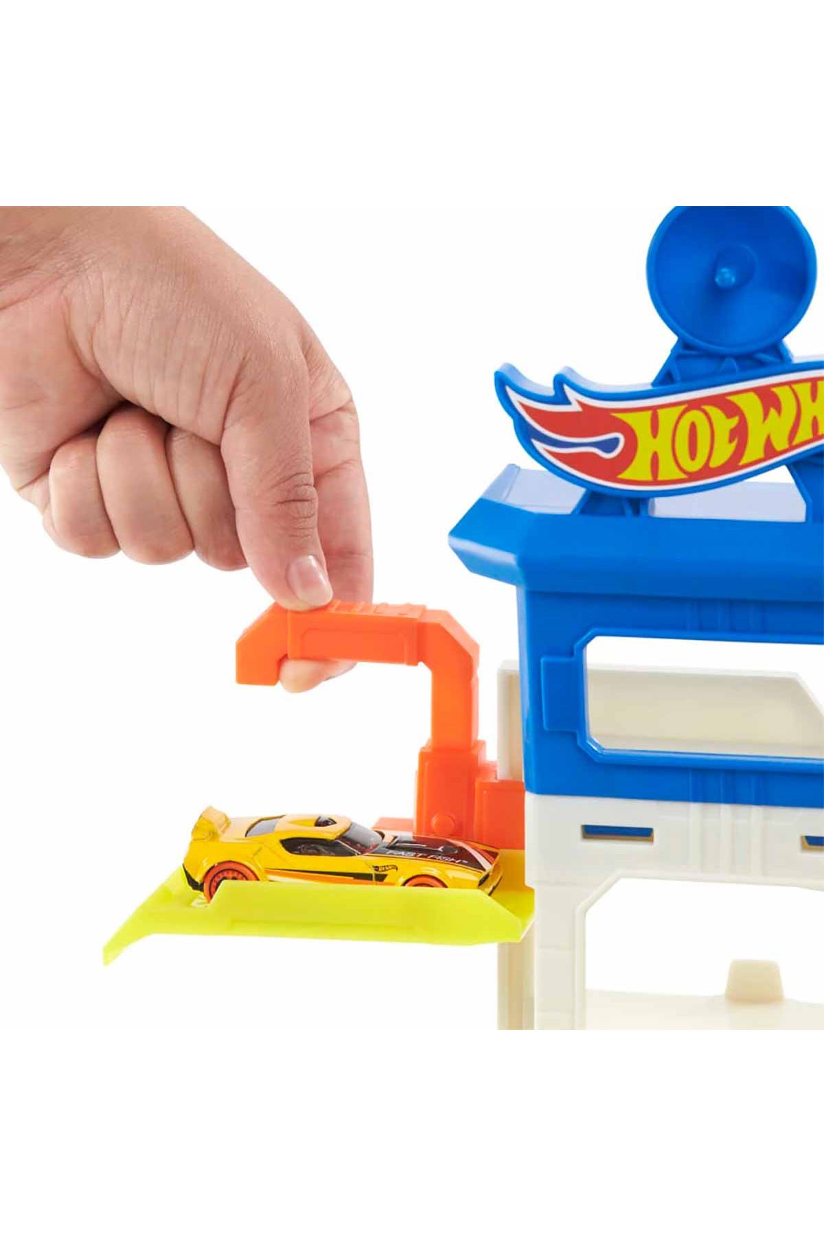 Hot Wheels City Köpek Balığından Kaçış Oyun Seti HDP06