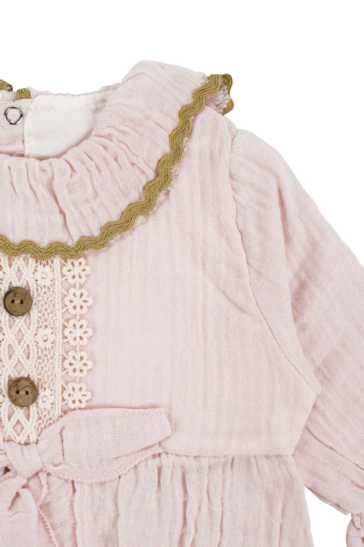 Kız Bebek Pudra Yakalı Fisto Düğmeli Fiyonklu 4 Kat Müslin Çoraplı Zıbınlı Tulum