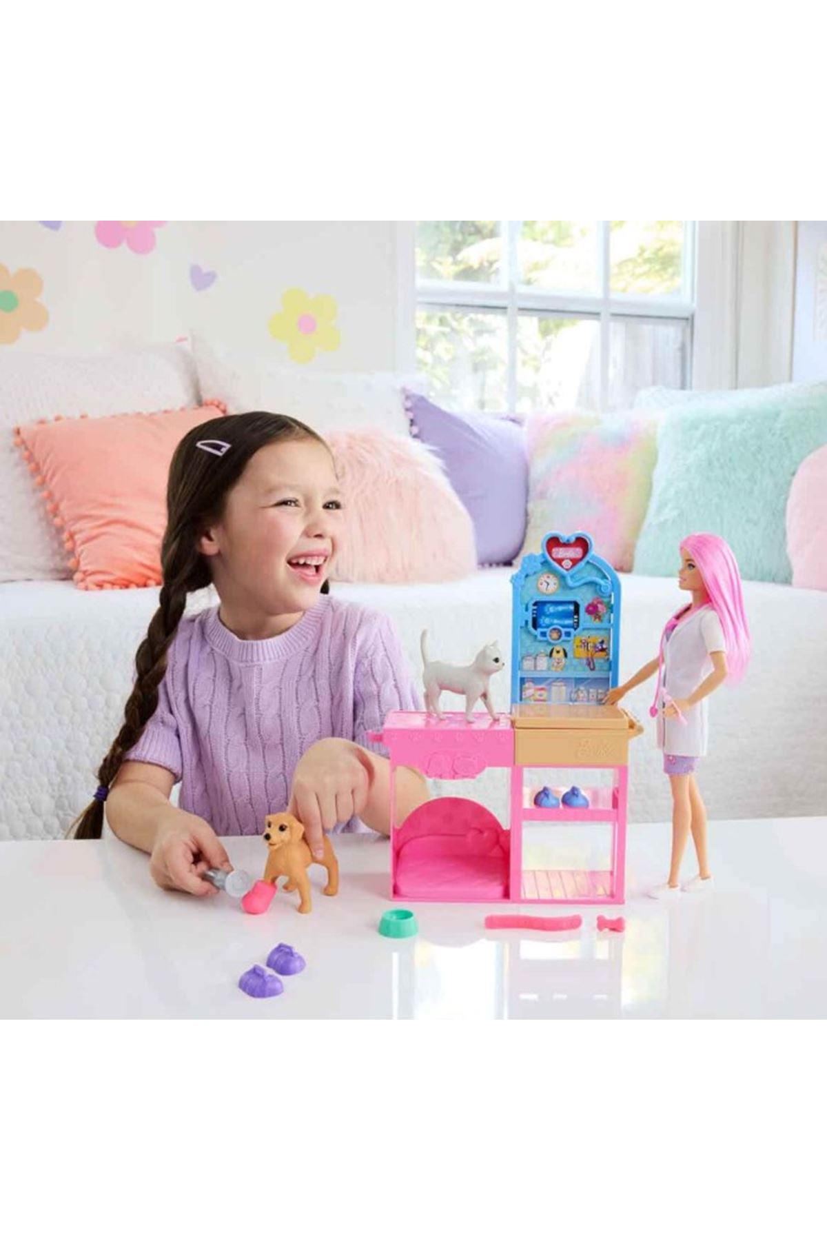 Barbie Veteriner Kliniği Bebek Aksesuarları JFX93