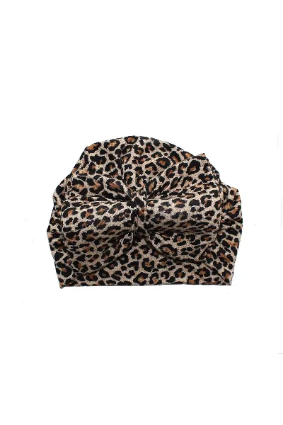 Leopar Desenli Kız Bebek Bone
