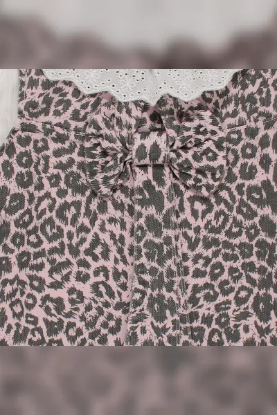 Kız Çocuk Beyaz Pembe Leopar Desenli Tek Fiyonklu Kot Elbise
