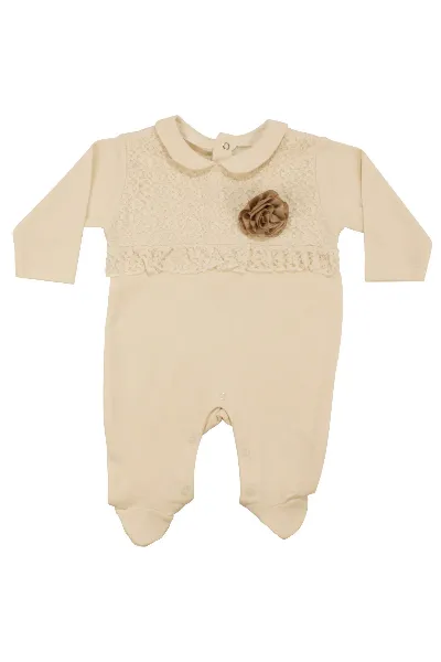 Kız Bebek Ekru Kahve Gül Armalı Dantelli Patikli Tulum