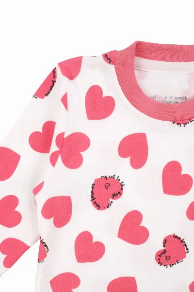 Kız Bebek Ekru Fuşya Kalp Desenli Pijama Takımı