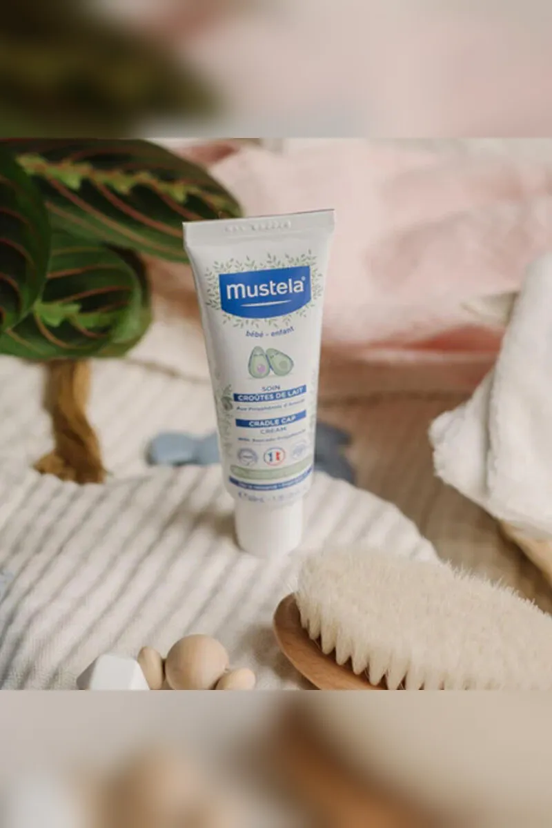 Mustela Cradle Cap Saç Pullanmalarına Karşı Bakım Kremi 40 ml DLST