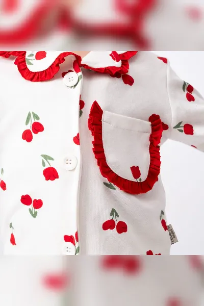 Kız Çocuk Ekru Kırmızı Lale Desenli Fırfırlı Bandanalı Pijama Takımı